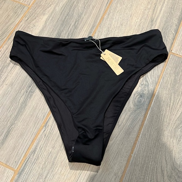 NWT SKIMS Mid Waist Swim Bottom size XL - Picture 5 of 8